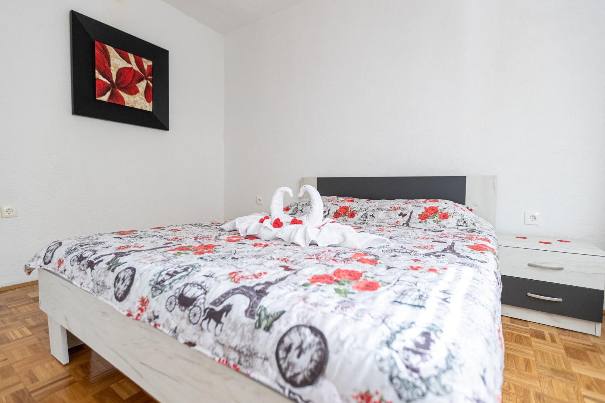 S-Apartment โอครีด ภายนอก รูปภาพ